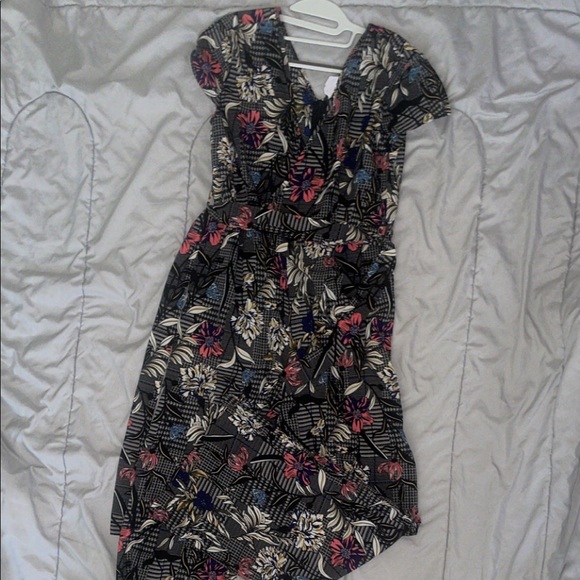 Such a fancy jumpsuit!!! I love it! - Picture 2 of 5